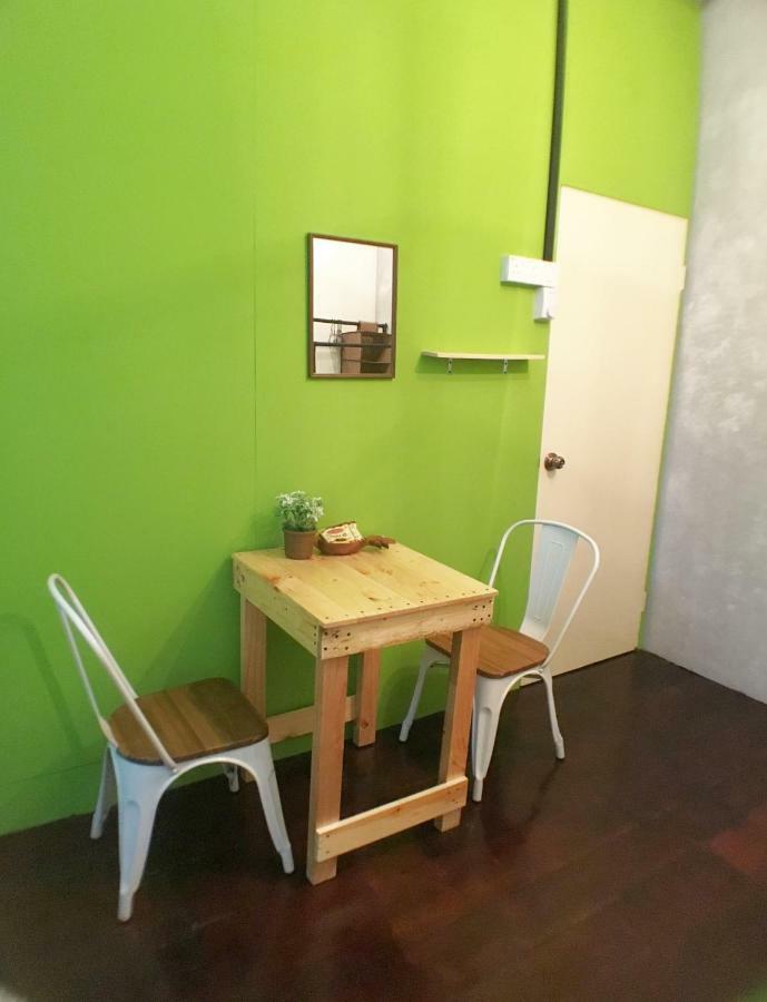 Lavender Green Home Malacca Bagian luar foto